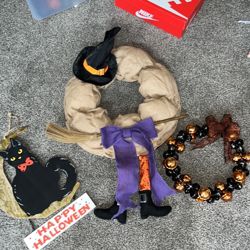 Halloween burlap witch bell wreath cat sign